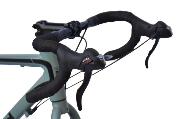 garmin edge explore mountainbike Edge® 2 GPS Cycling Computer Bundle with Extended Out-Front Mount : Electronics Ff14 Armor Vanguard Armor Co-Op Generation e1.2 lasting battery life ensure Color:Purple Haze/Iris/Silver Mirror